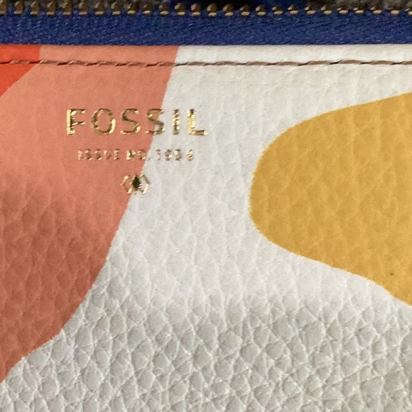 NWT Fossil Sydney Preston Zip Wallet/Wristlet - Picture 5 of 10